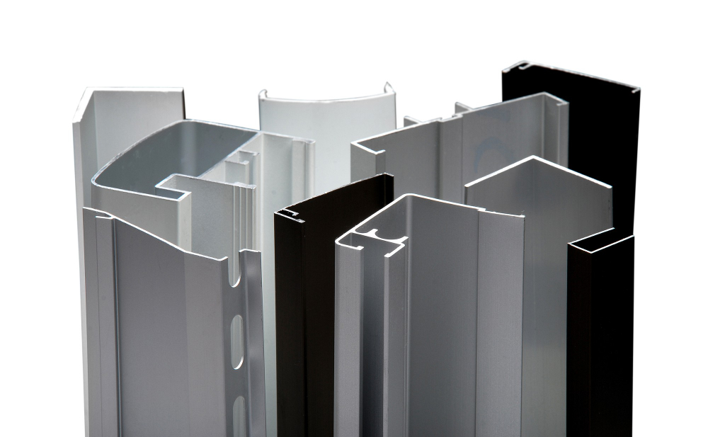 lavorazione profili alluminio